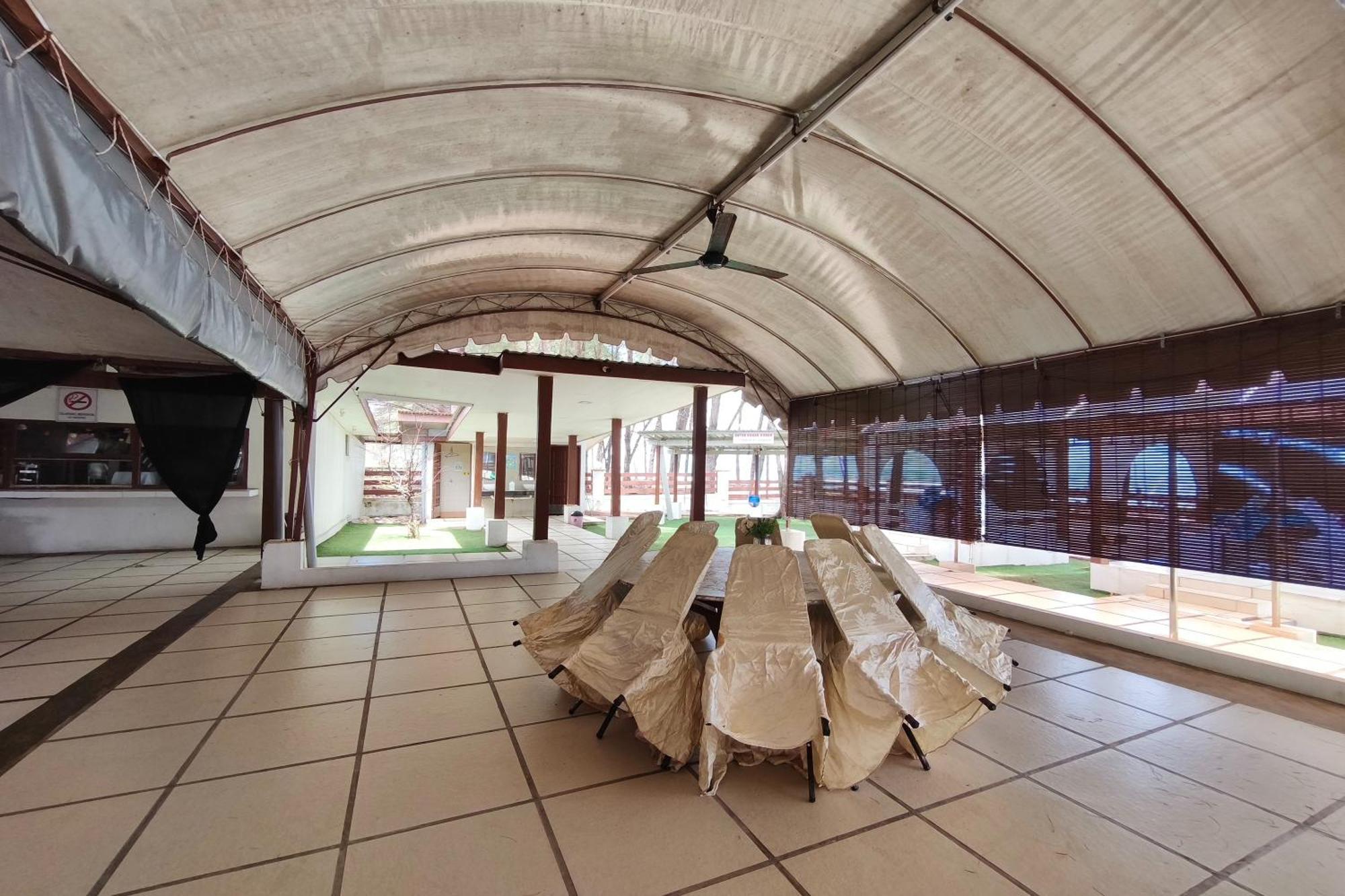 Alsafina Kijal Beach Resort & Restaurant Exterior foto